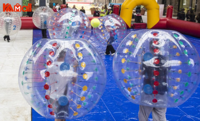 kids zorb ball in amusement parks